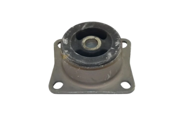 COXIM TRASEIRO DA CABINE - VM115